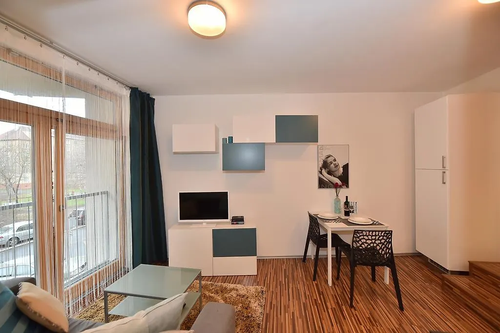 Apartments Palmovka Praga 0*,